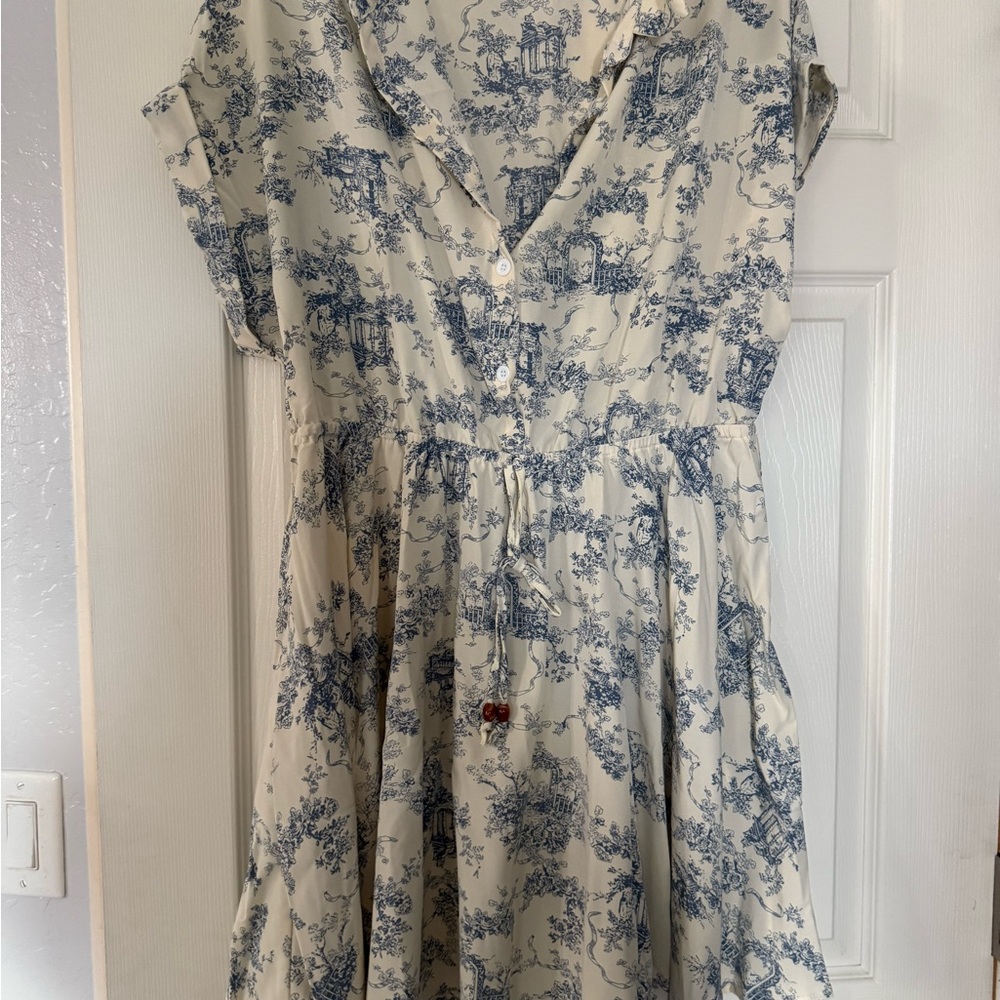 SHEIN Blue and Cream Print Midi Dress